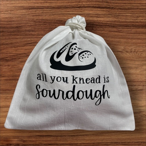 Farmhouse Linen Bread Bag, Rustic Handmade Reusable Bread Keeper, Eco-Friendly - Picture 4 of 5